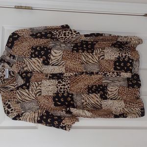 Alfred Dunner blouse in shades of brown and black in size 18